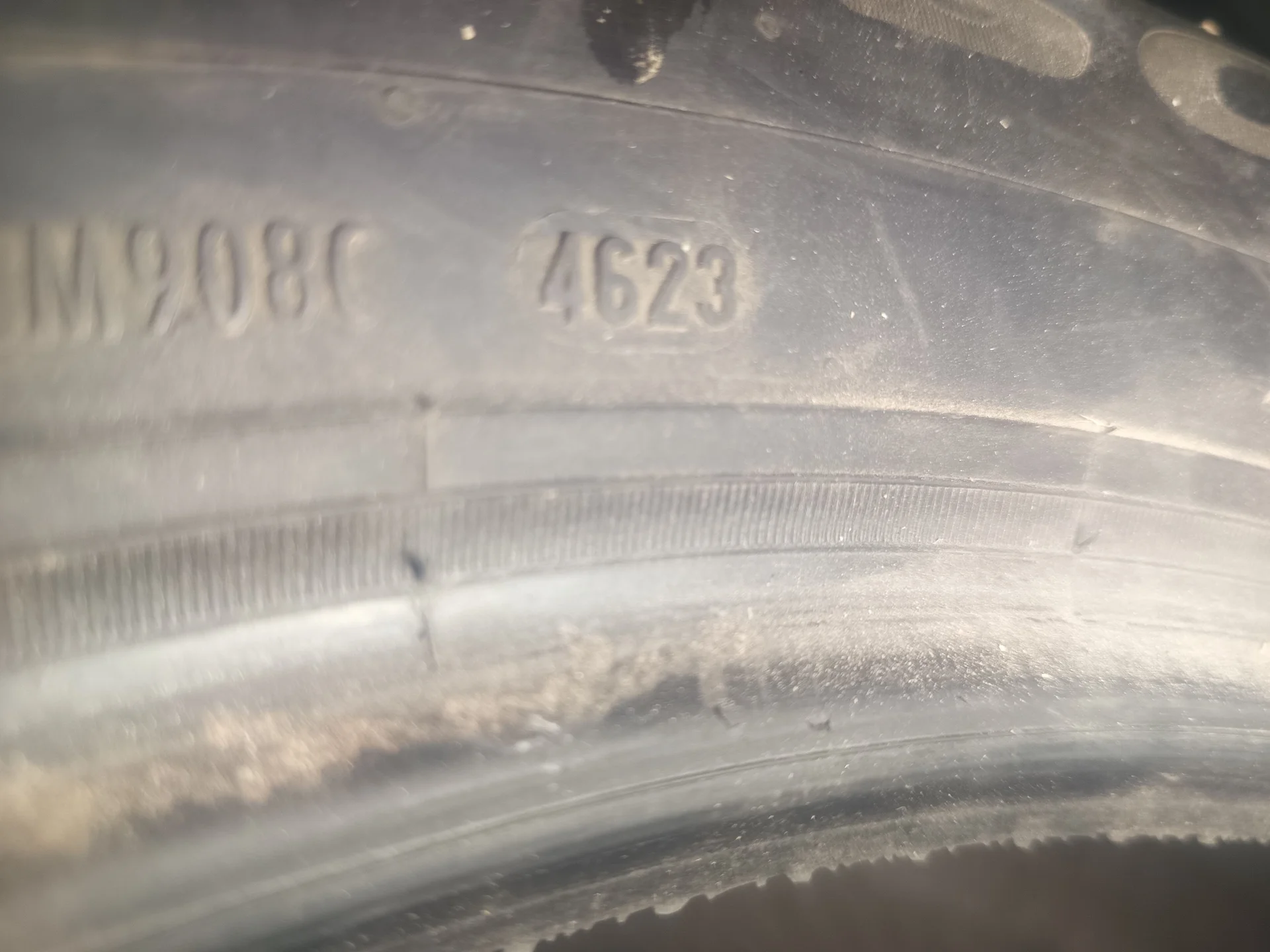 зимние шины 225/55r19 - миниатюра 3