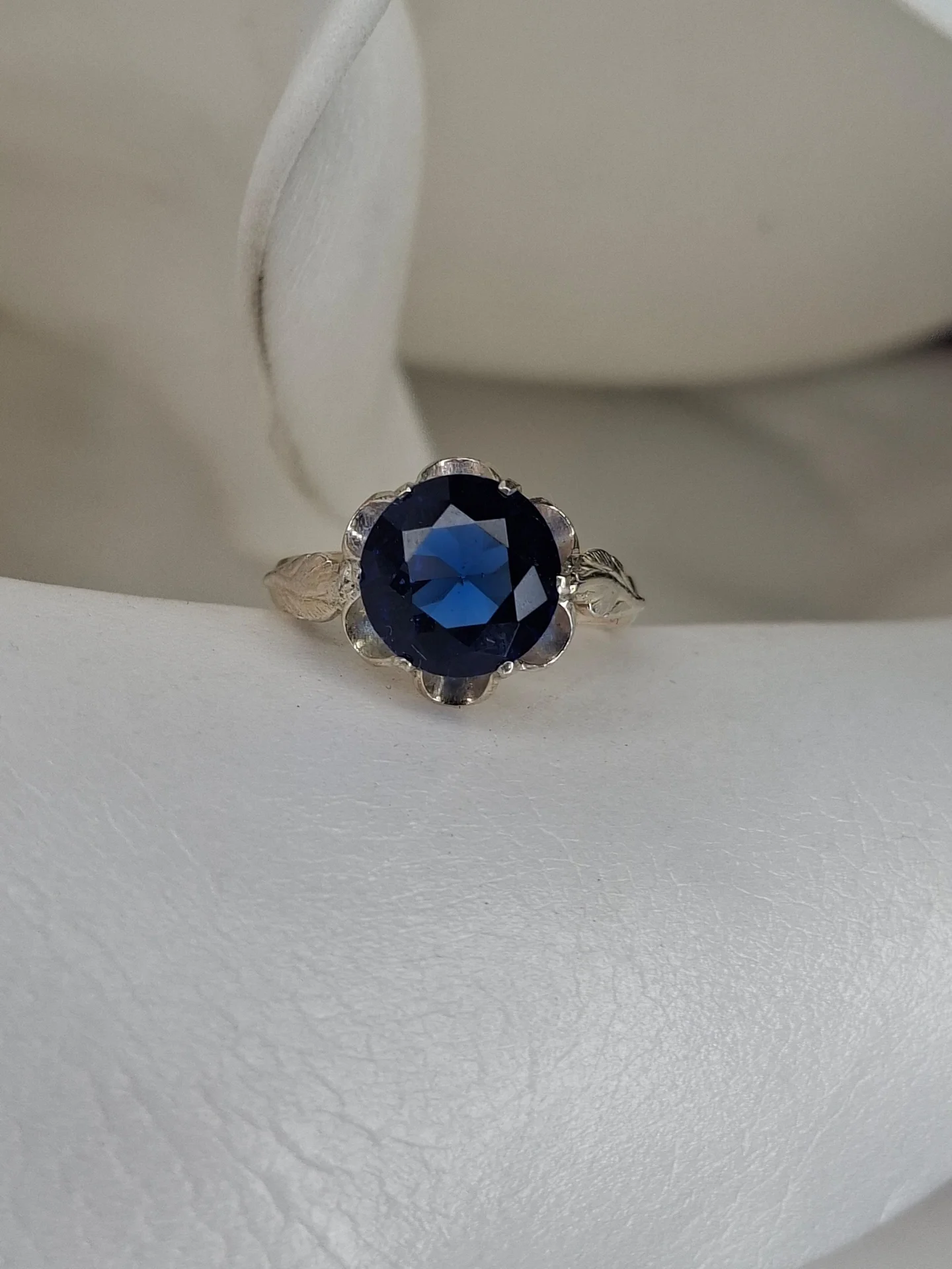 Серебряное кольцо синий корунд

🔨875 проба ссср - миниатюра 2