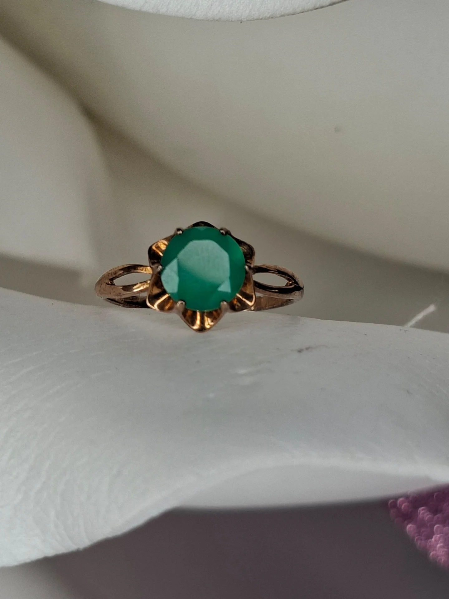 Серебряное кольцо
вставка зел.агат
925 проба - миниатюра 2