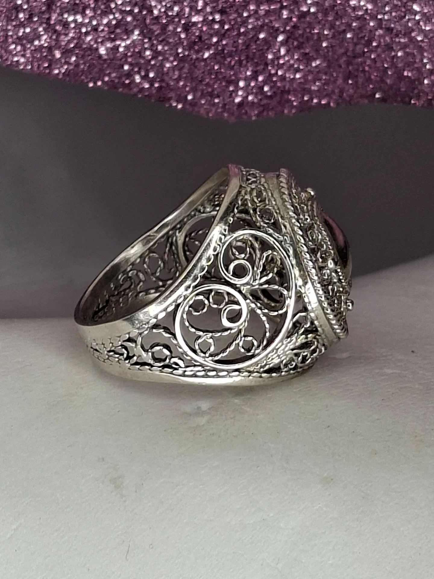 Серебряное кольцо
Ажурная чалма
филигрань 925 про - миниатюра 3