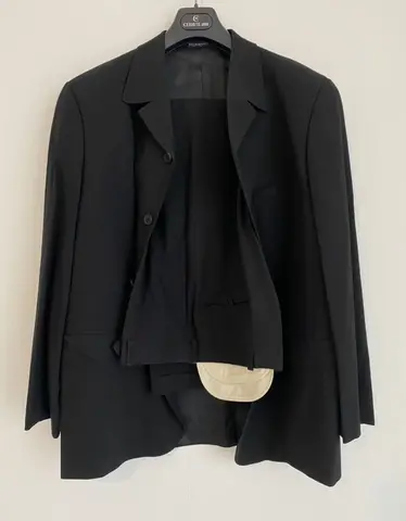 Костюм классический Yves Saint Laurent