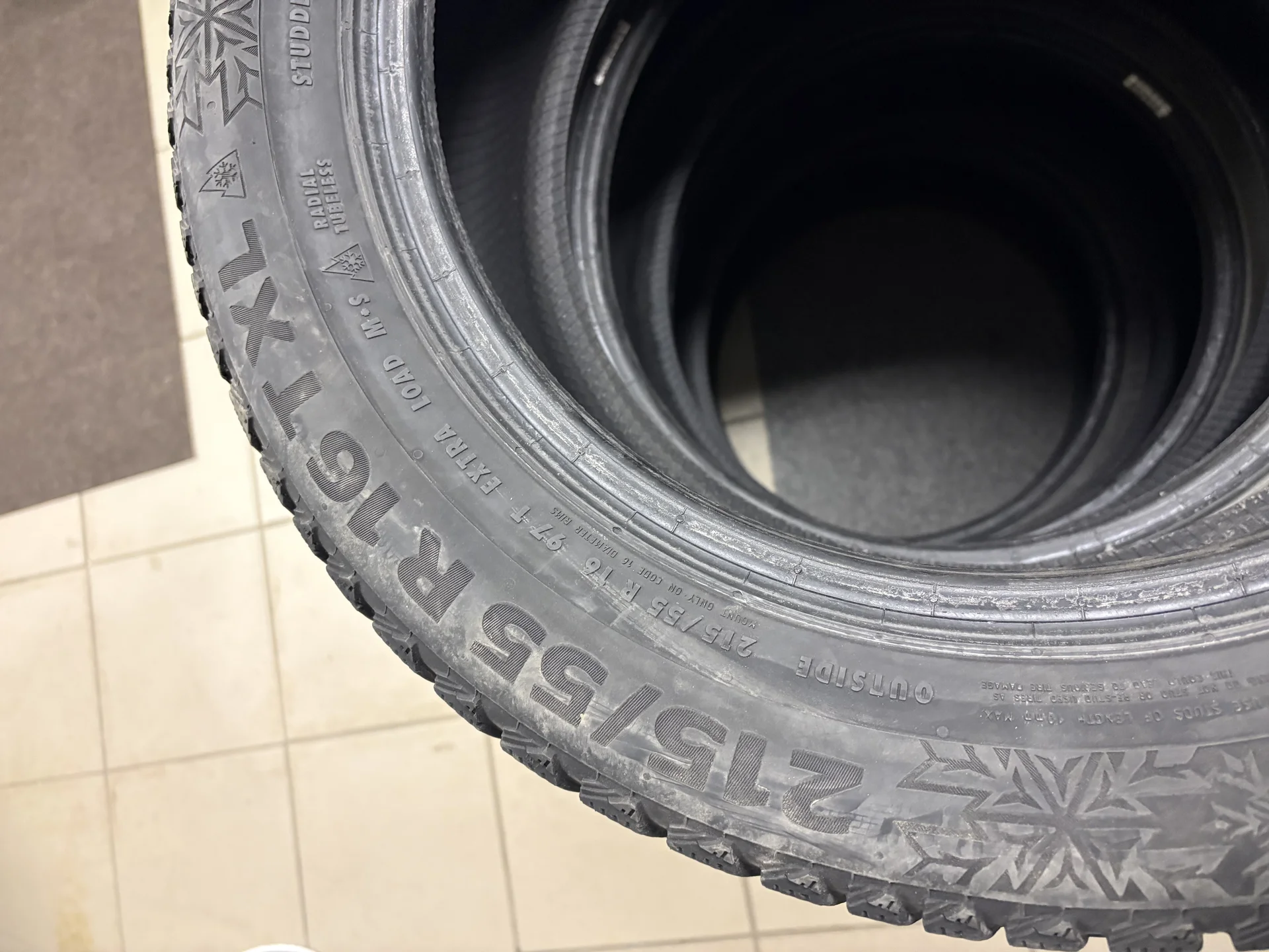 Зимняя резина Continental IceContact 2 215/55/16 - миниатюра 5