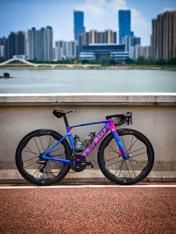Шоссейная карбоновая рама Tavelo Arow Neo Blue