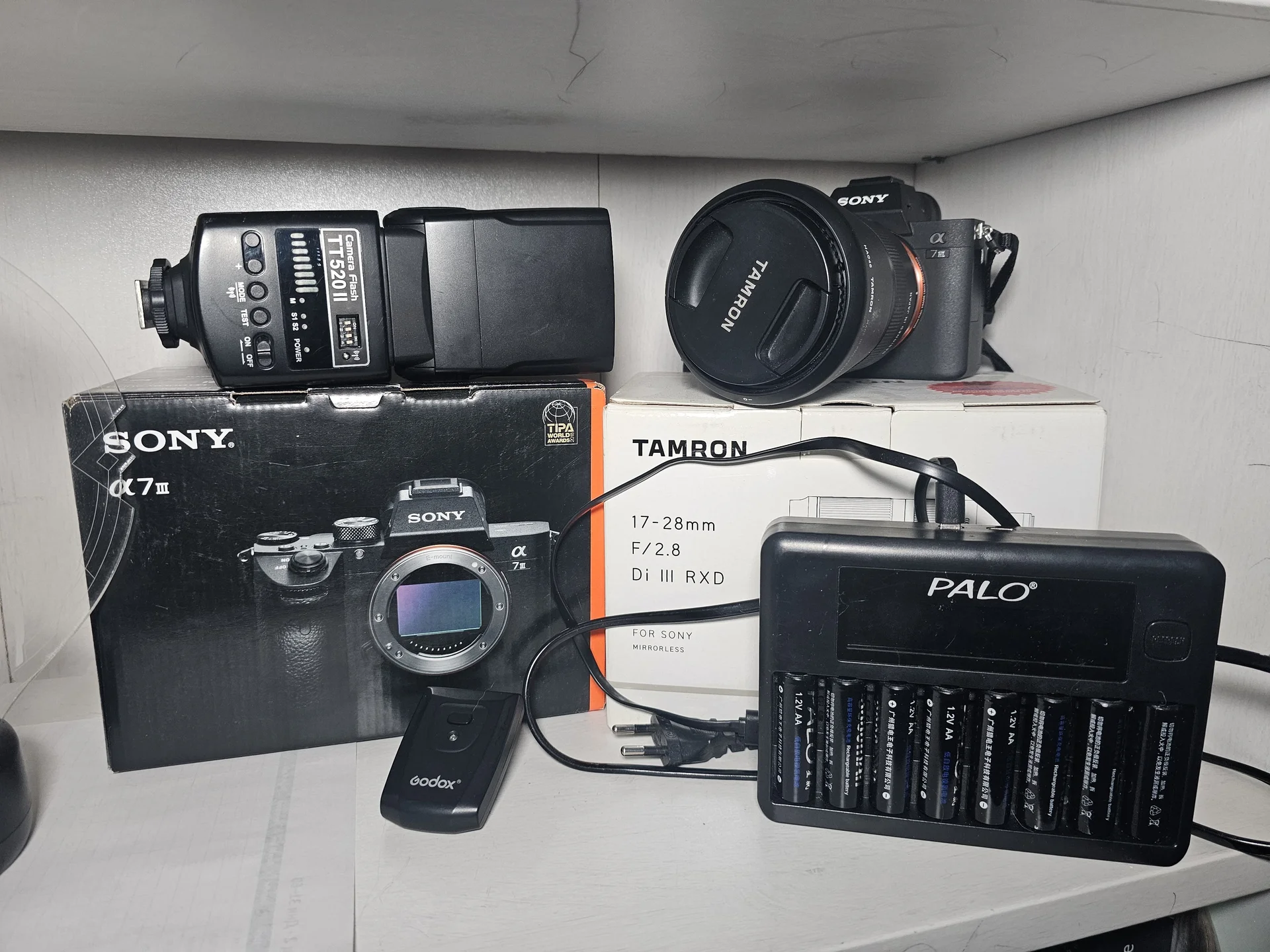 Sony A7M3 (a7 III) + Tamron 17-28 + вспышка - миниатюра 5