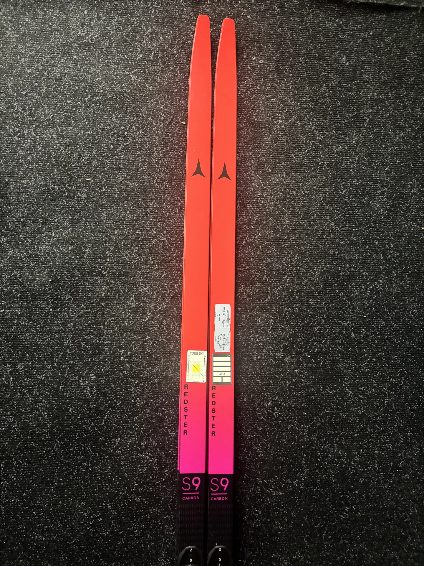 Беговые лыжи ATOMIC REDSTER S9 CARBON 26/27 - миниатюра 4