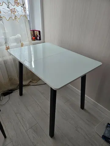 Кухонный стол