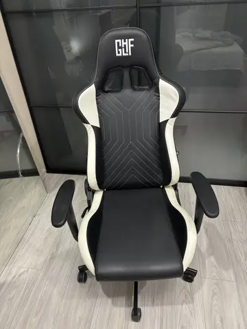Продам игровое кресло