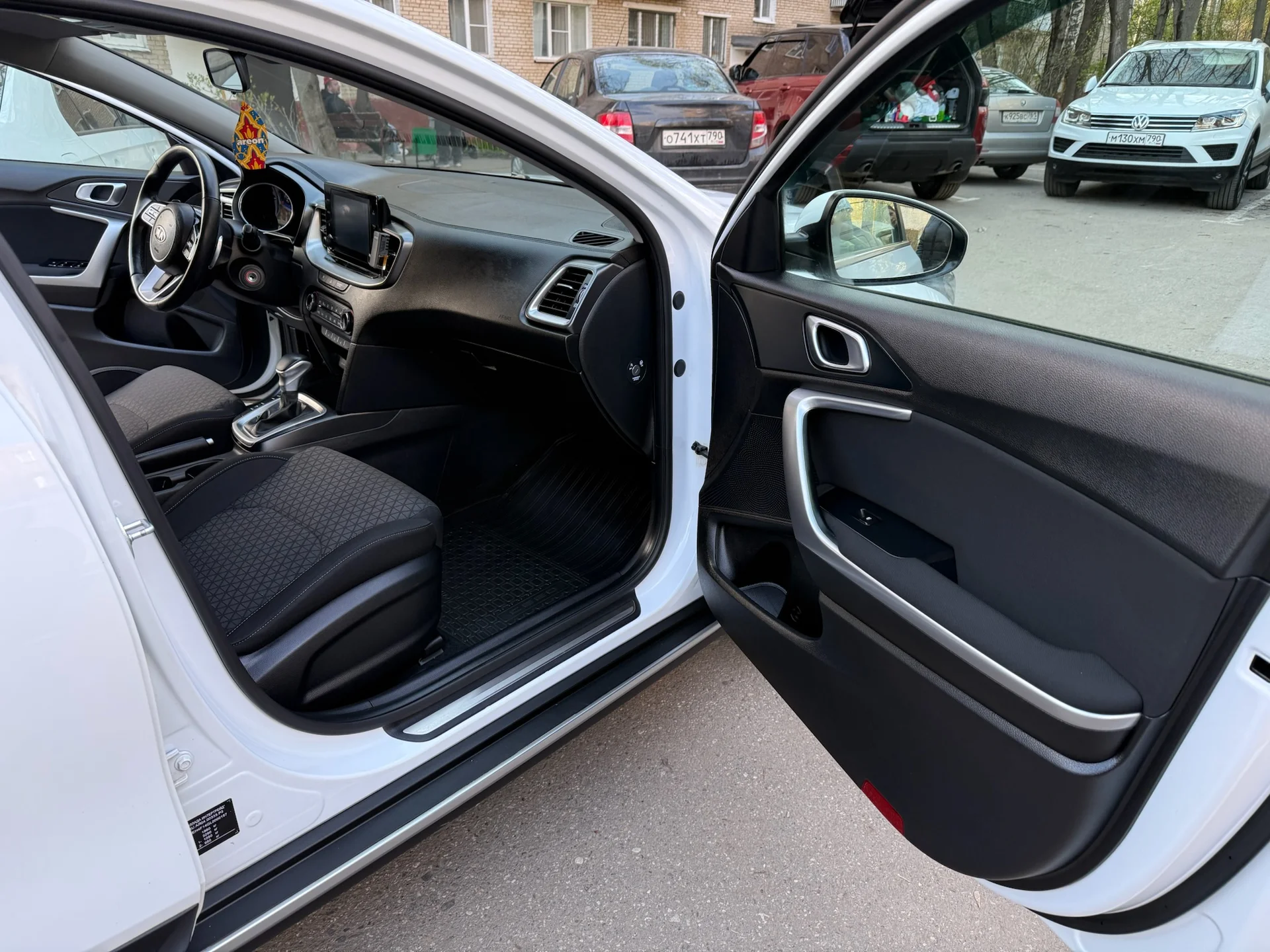 Kia XCeed - миниатюра 15