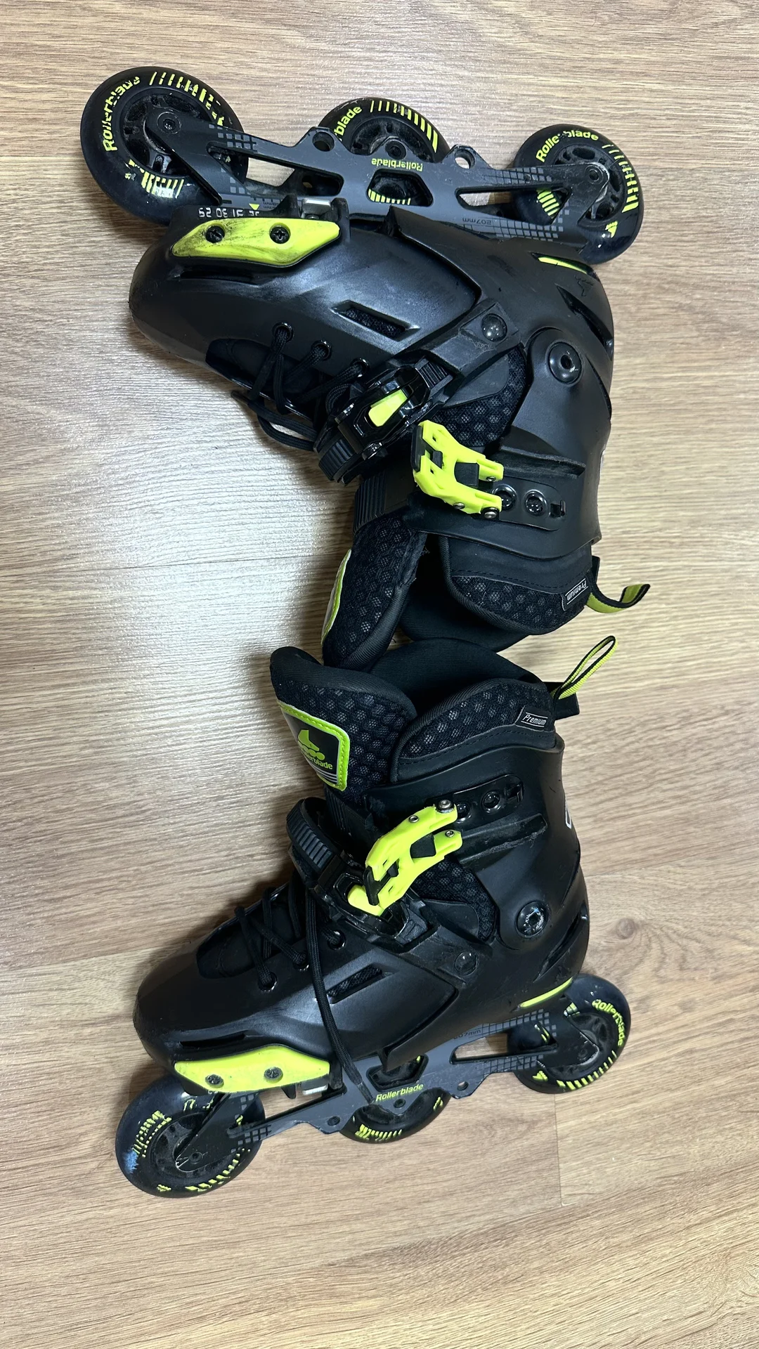 Роликовые коньки Rollerblade раздвижные 29-32 - изображение 1