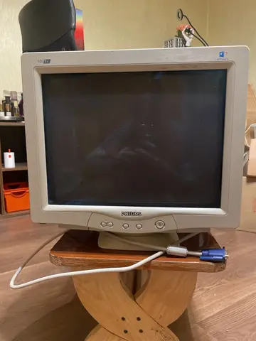 Монитор Philips