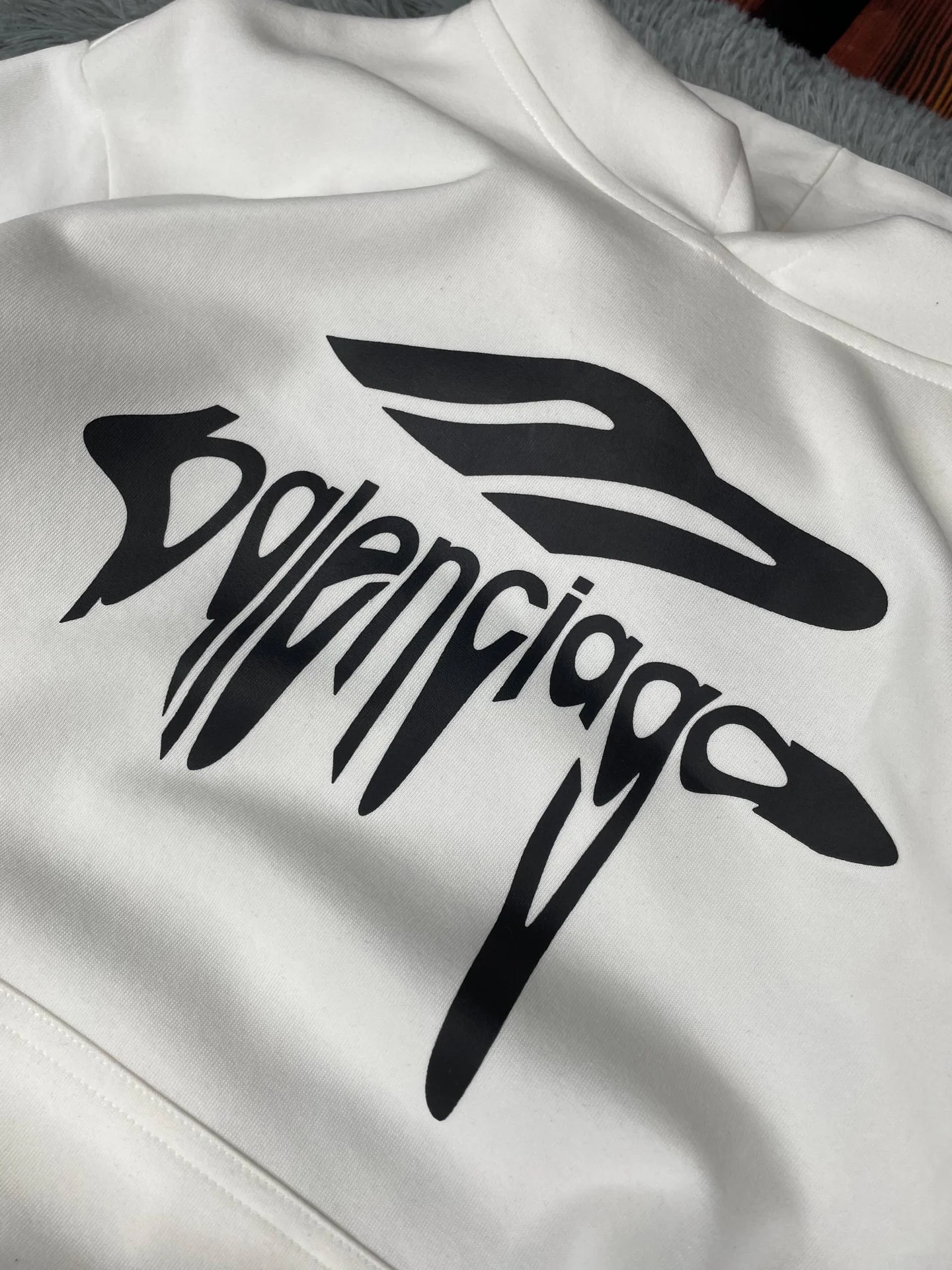 Худи Balenciaga - миниатюра 5