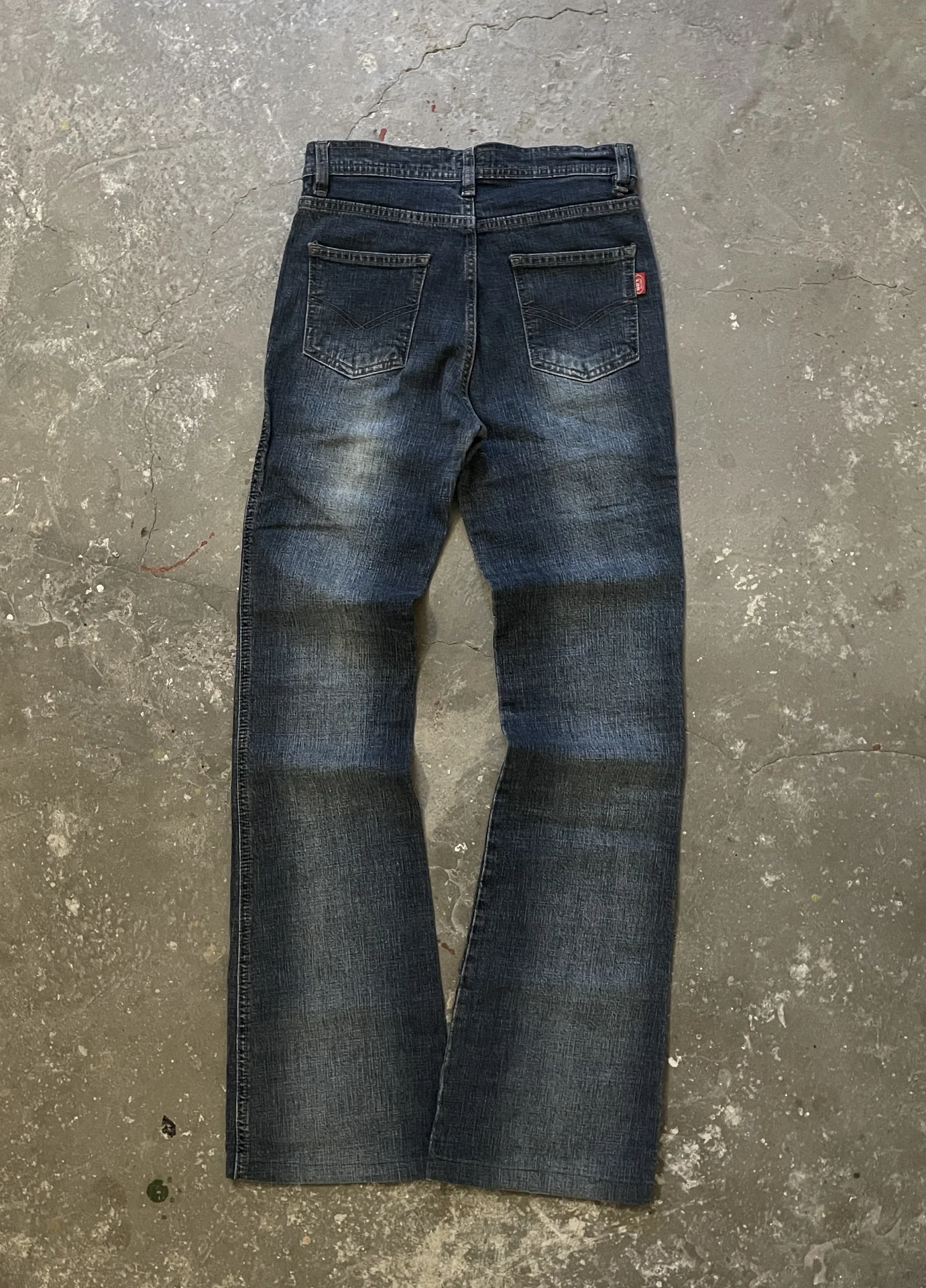 Крутейшие джинсы bootcut archive 2010's - миниатюра 2