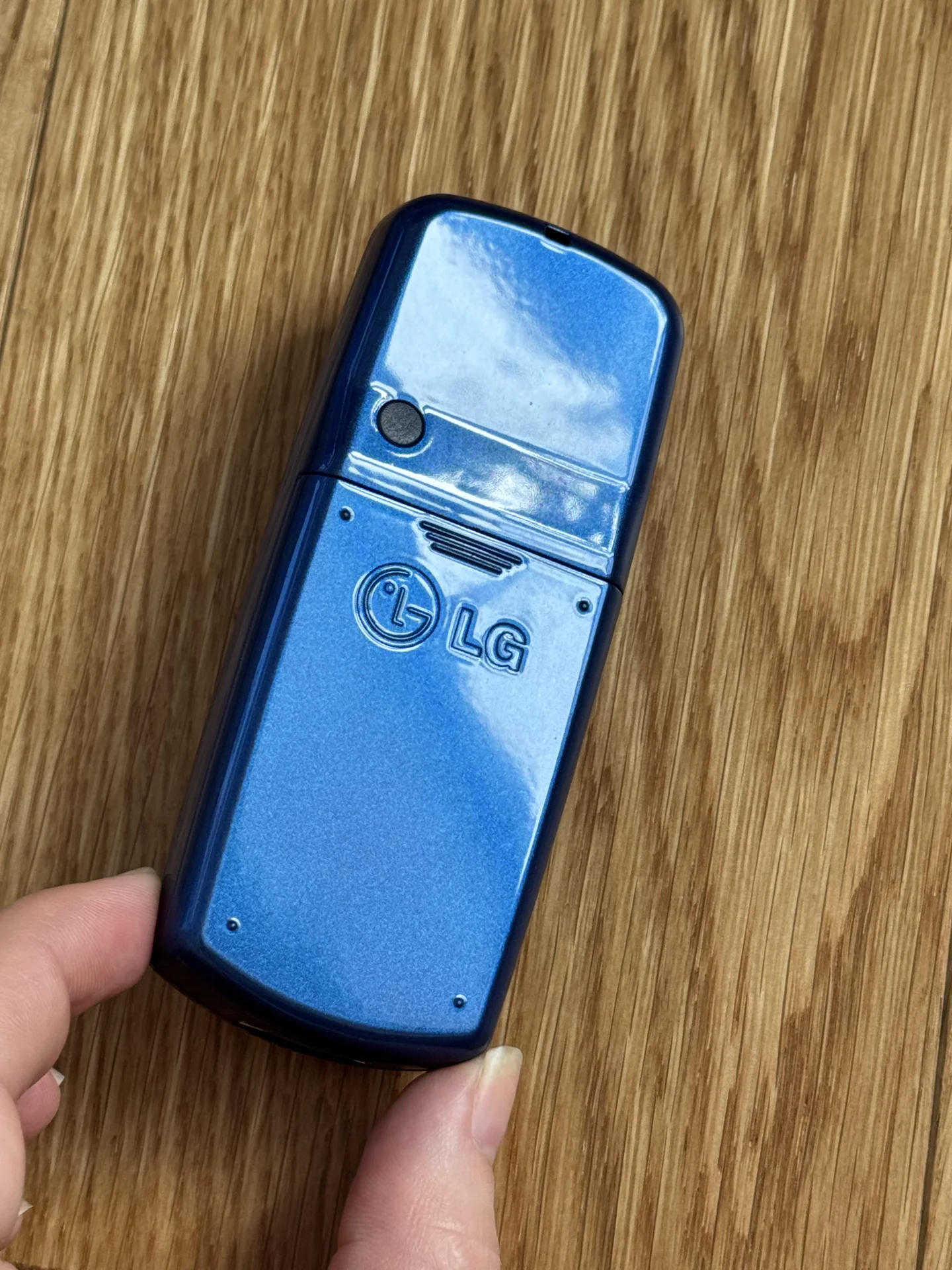 LG G1610 - миниатюра 4