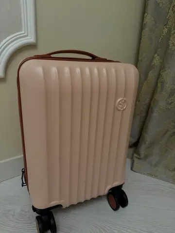 Чемодан