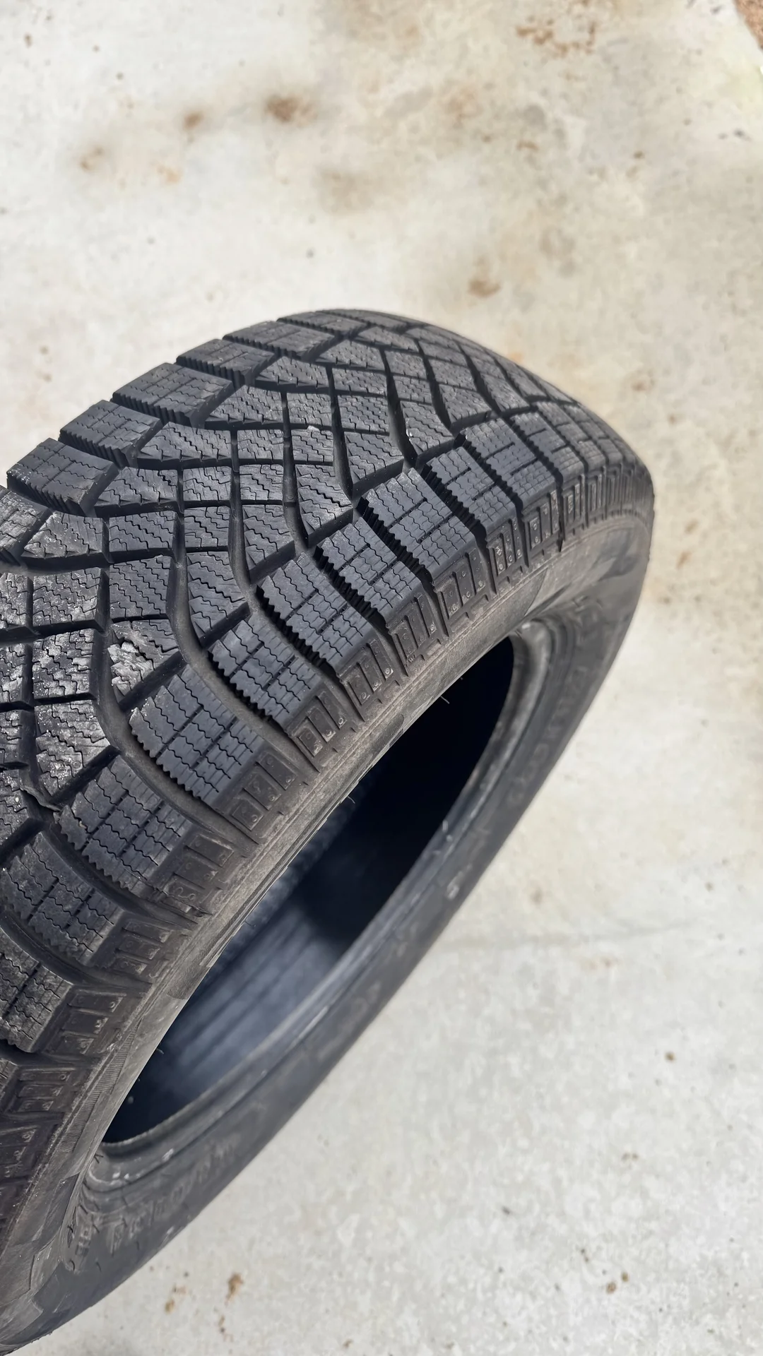 шины зима Pirelli 175/65 r17 бу - миниатюра 5