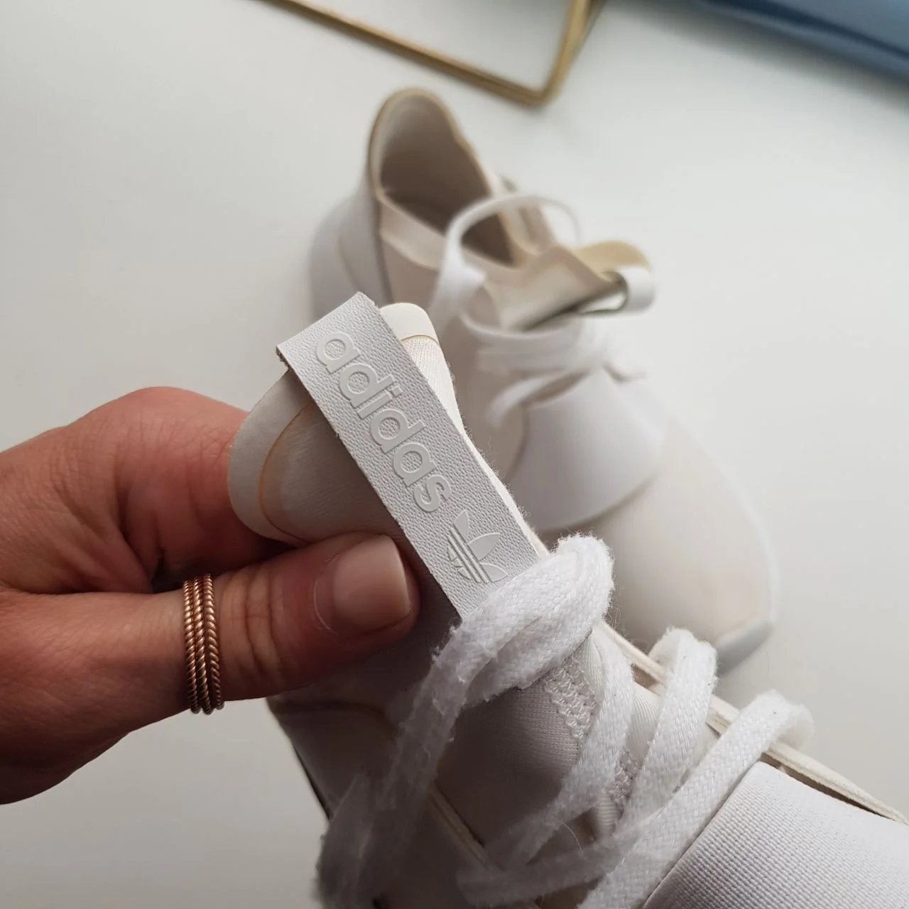 Кроссовки Adidas 35.5-36 - миниатюра 2