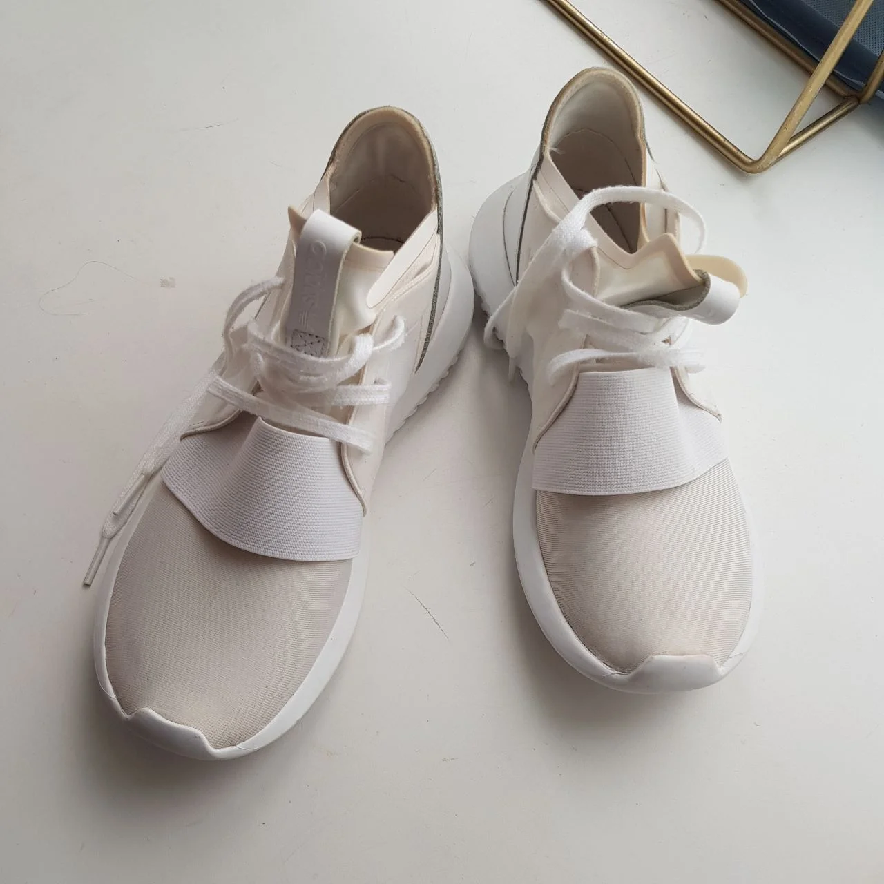 Кроссовки Adidas 35.5-36 - миниатюра 4