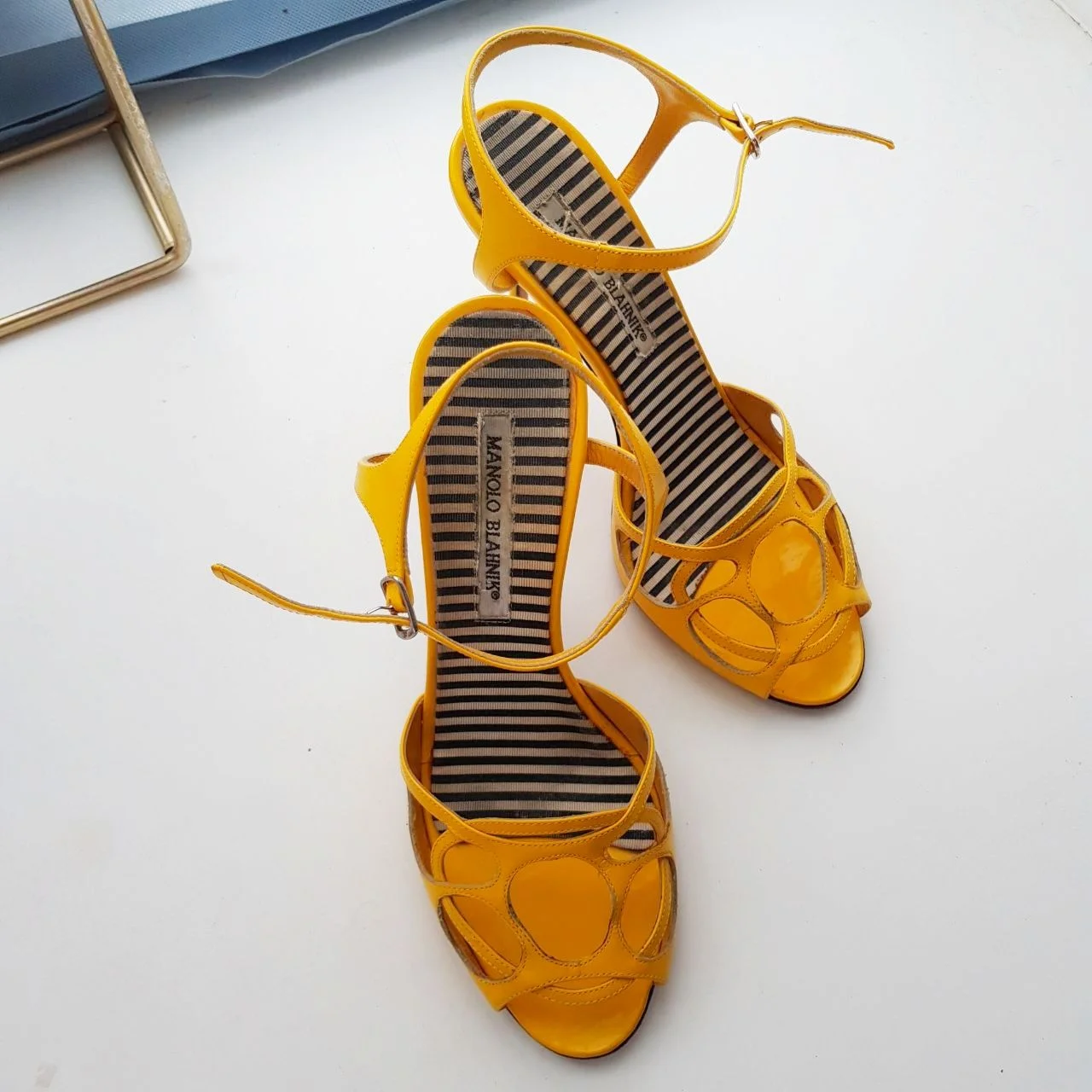 Босоножки Manolo blahnik 38 - миниатюра 2