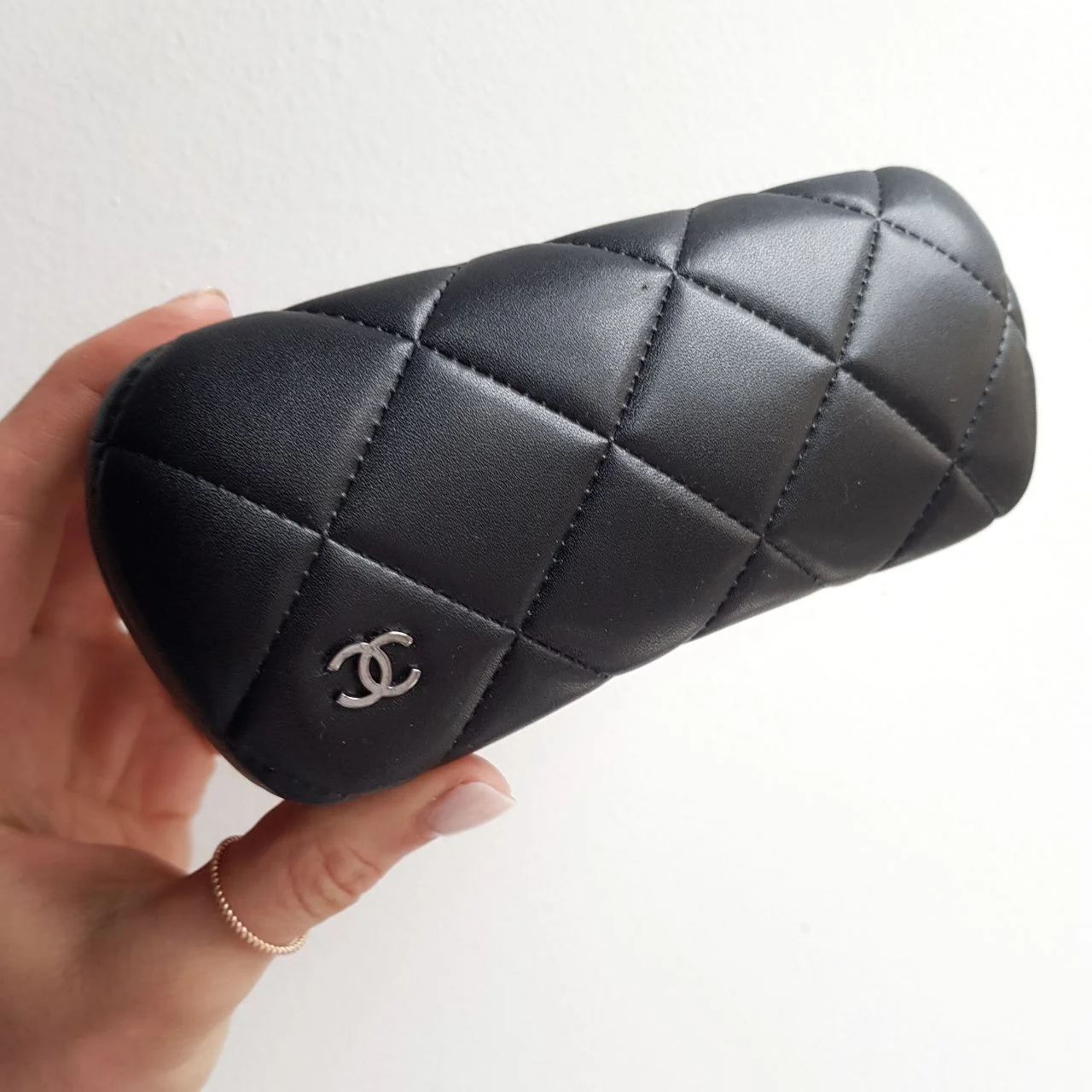 Футляр для очков Chanel - изображение 1