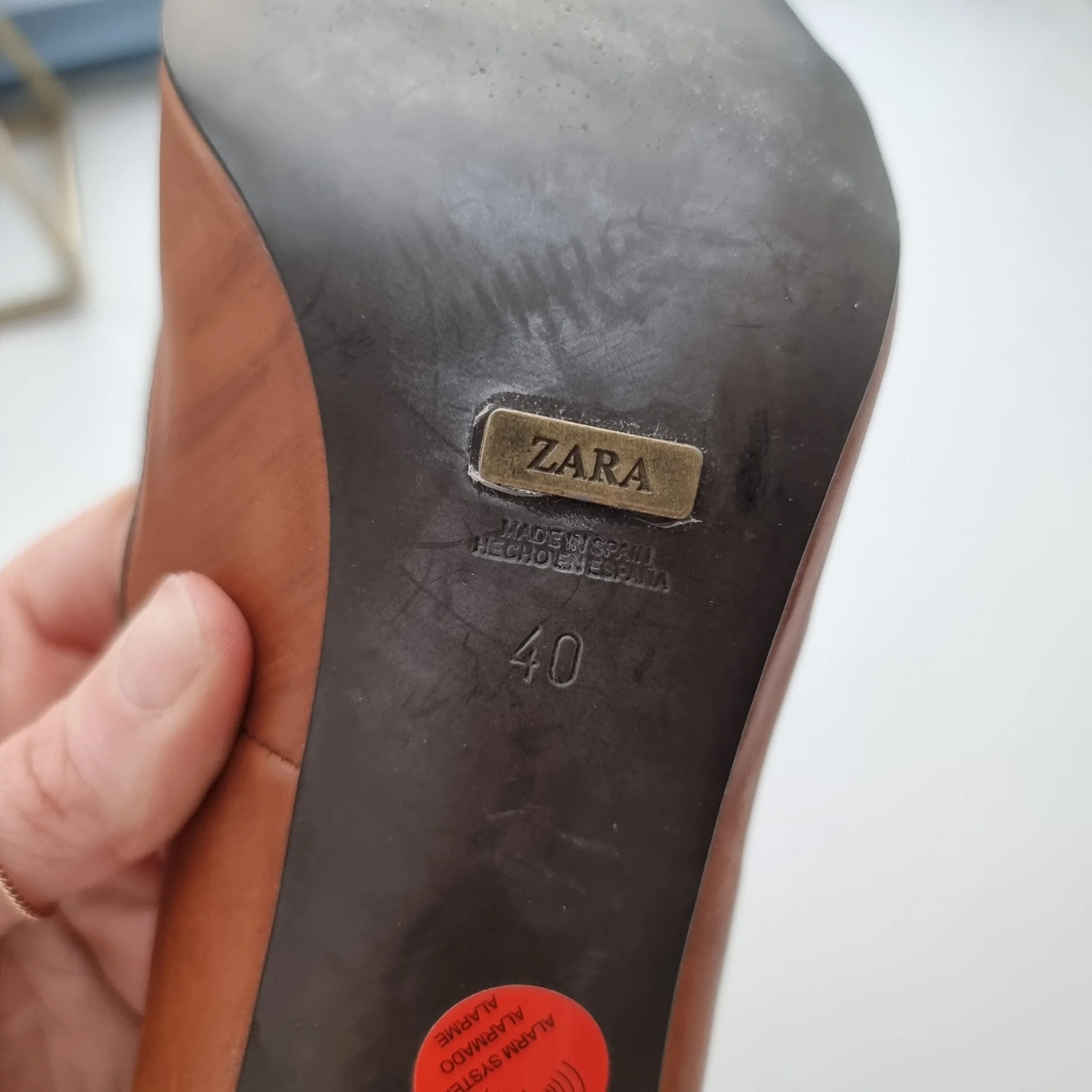 Кожаные туфли Zara 40 винтаж - миниатюра 3