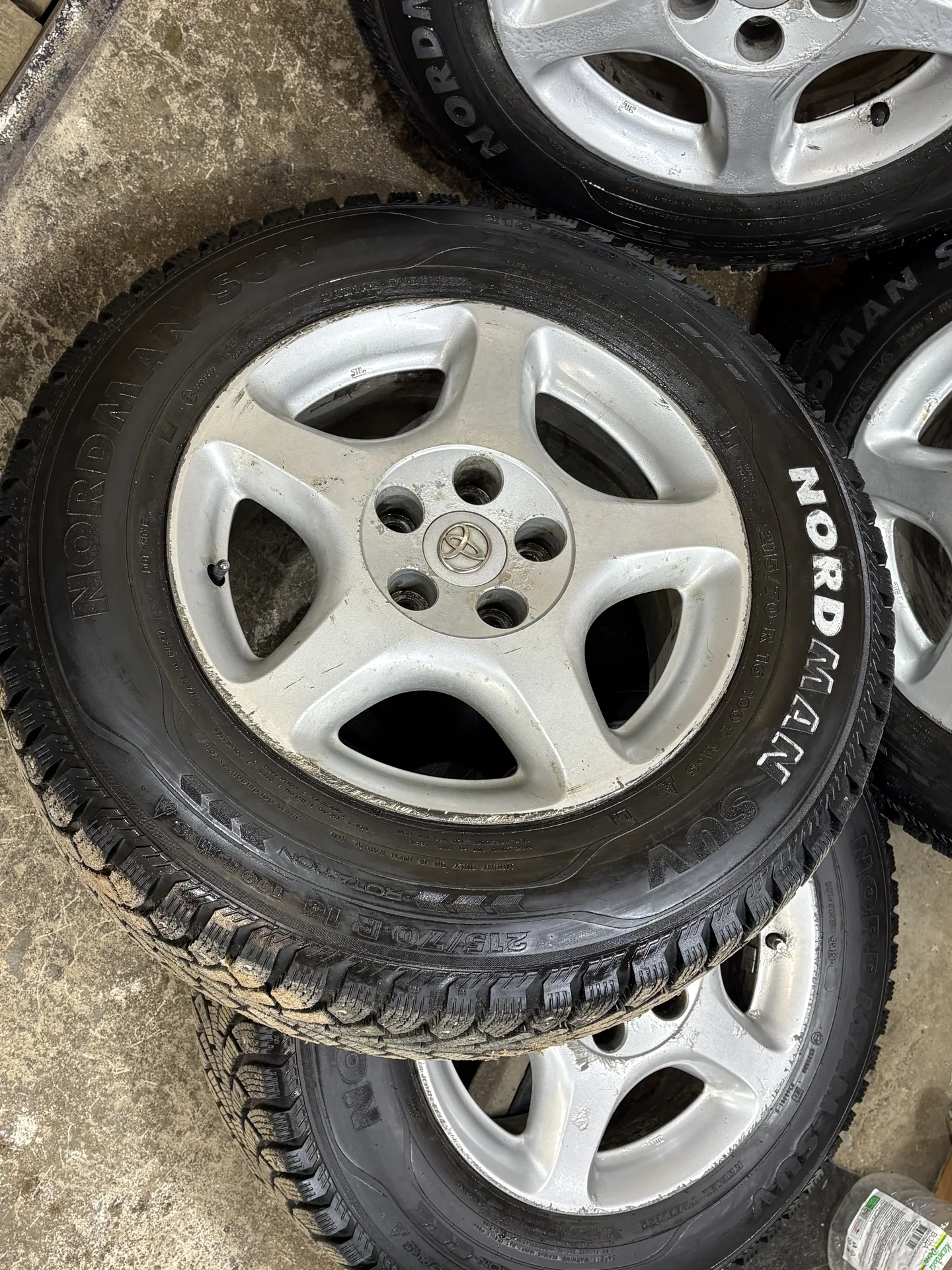 Колёса зимние Nordman SUV 215/70/R16 - миниатюра 2
