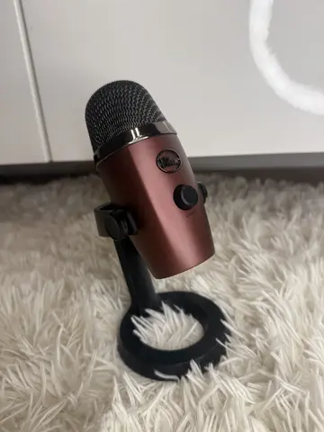 Blue Yeti микрофон студийный