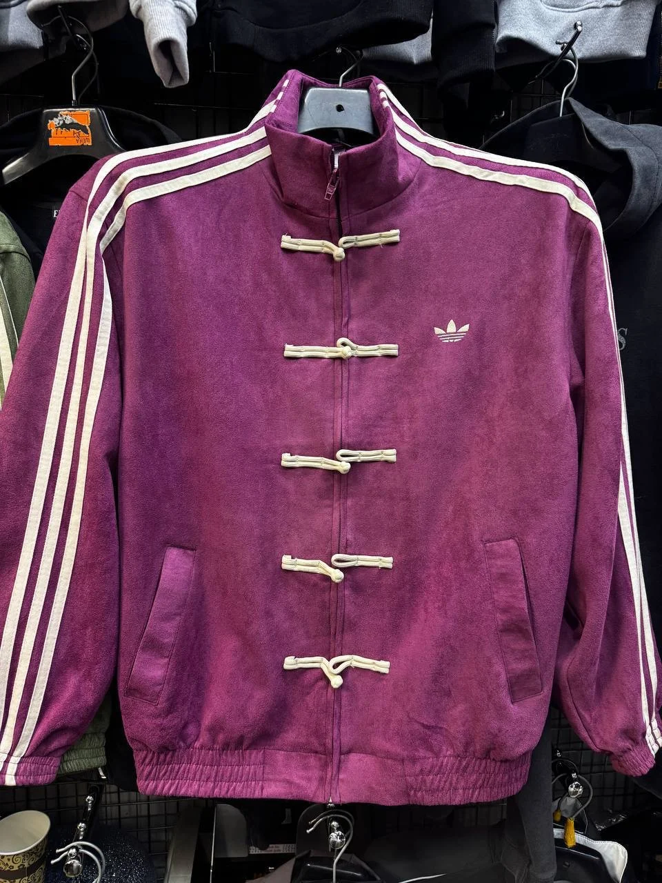 БОМБЕРЫ ADIDAS CHINES NEW YEAR - миниатюра 6