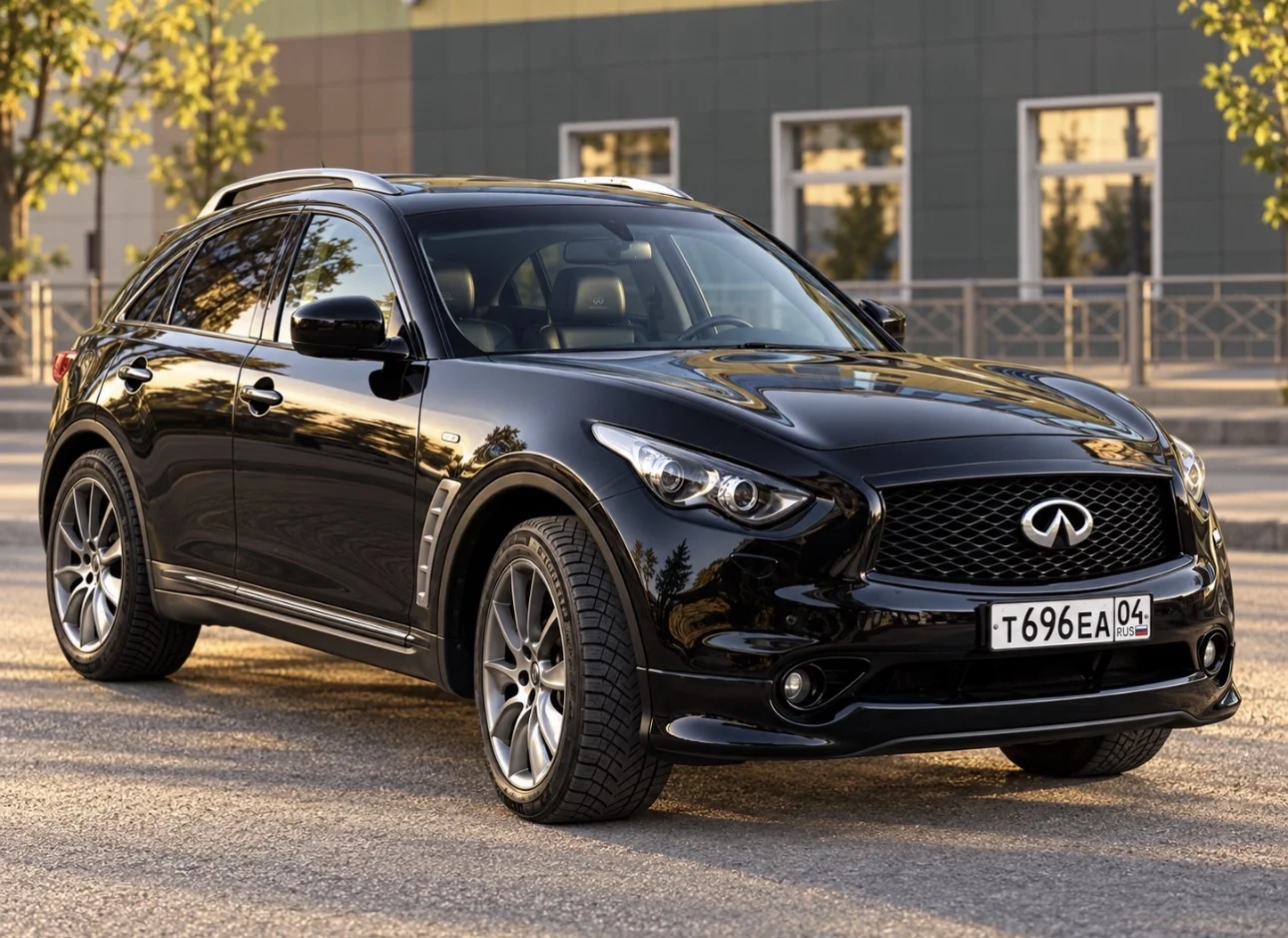 Infiniti FX50S Limited Edition - миниатюра 7