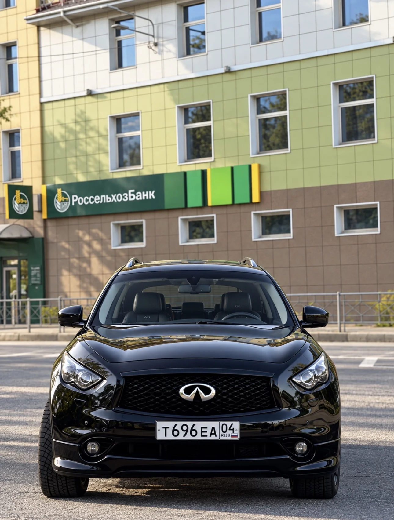 Infiniti FX50S Limited Edition - миниатюра 9