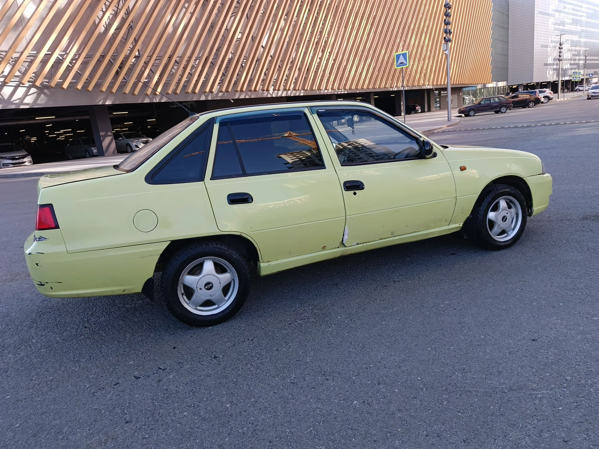 Daewoo Nexia 2008 - миниатюра 11