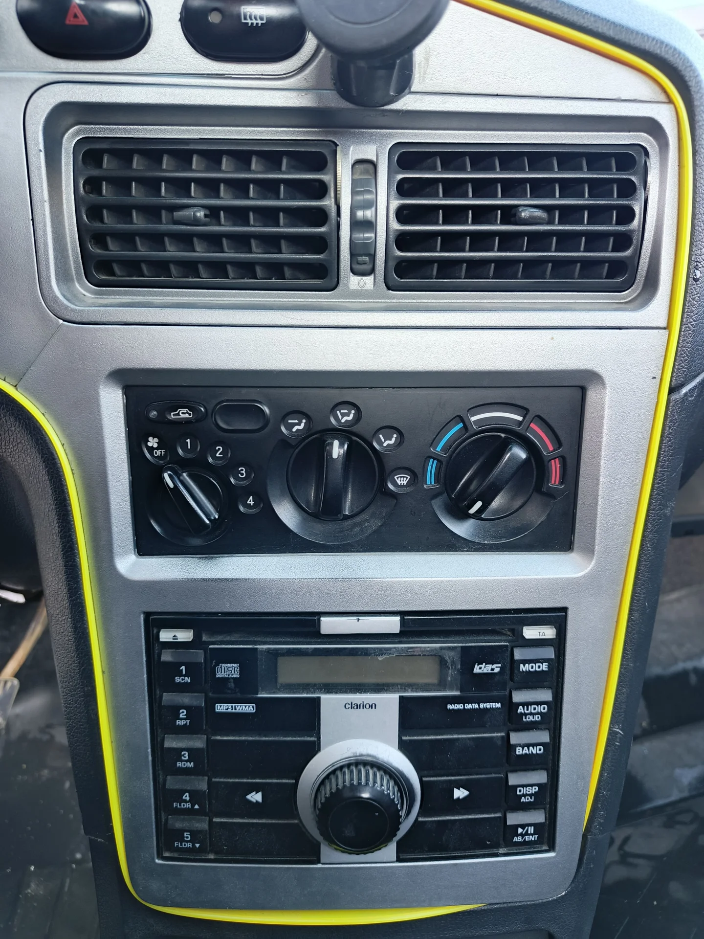 Daewoo Nexia 2008 - миниатюра 16