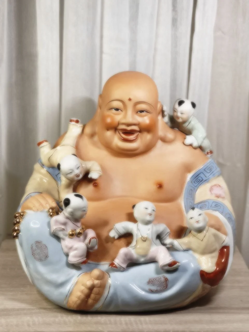 Статуэтка "Хотей с детьми", 40 см, фарфор, Китай 1990г. Новый - миниатюра 8