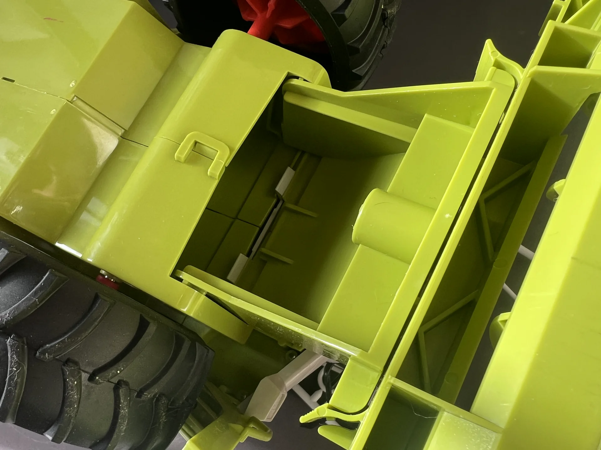 Комбаин Bruder claas lexion - миниатюра 6