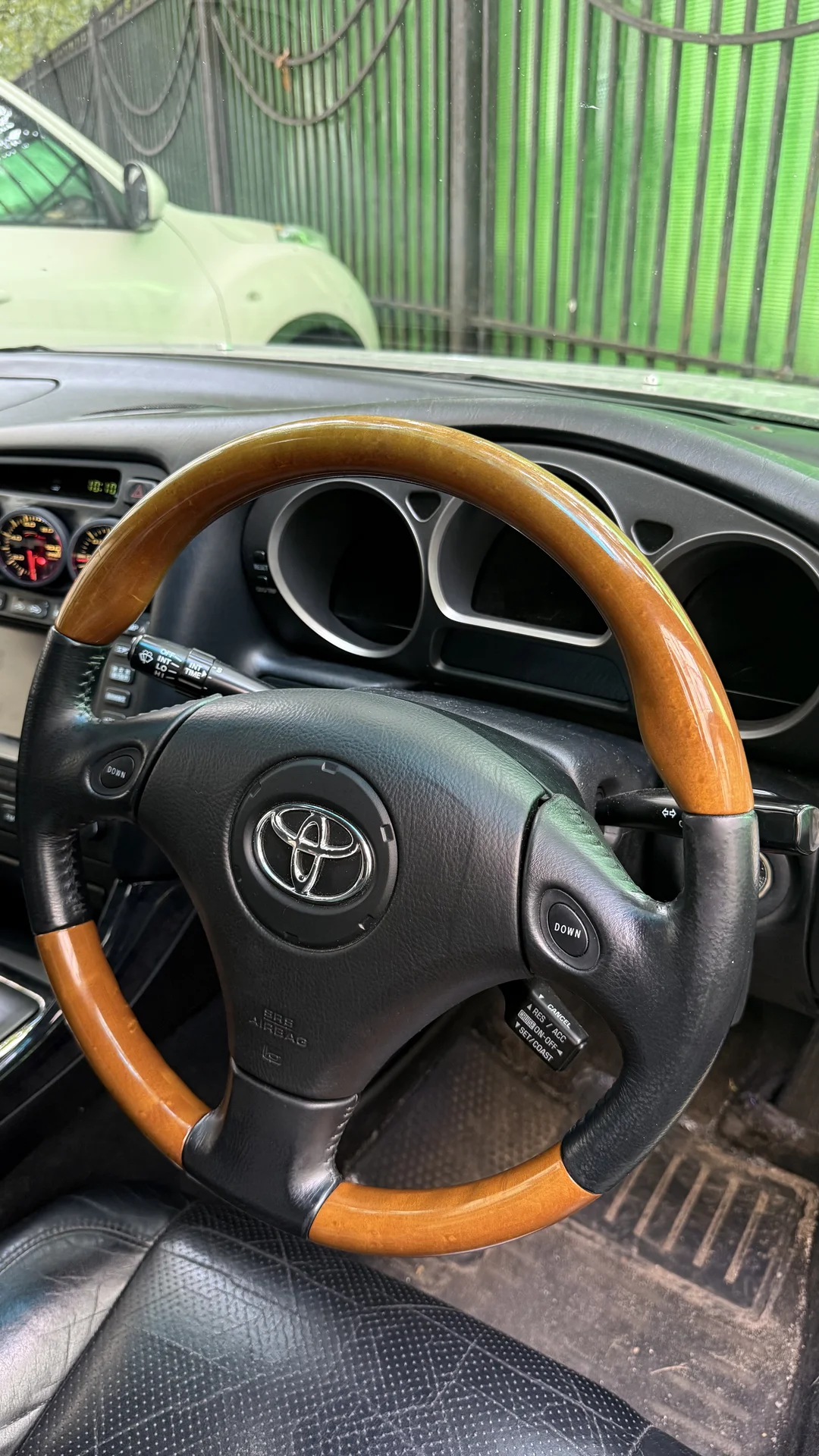 руль toyota aristo - миниатюра 3