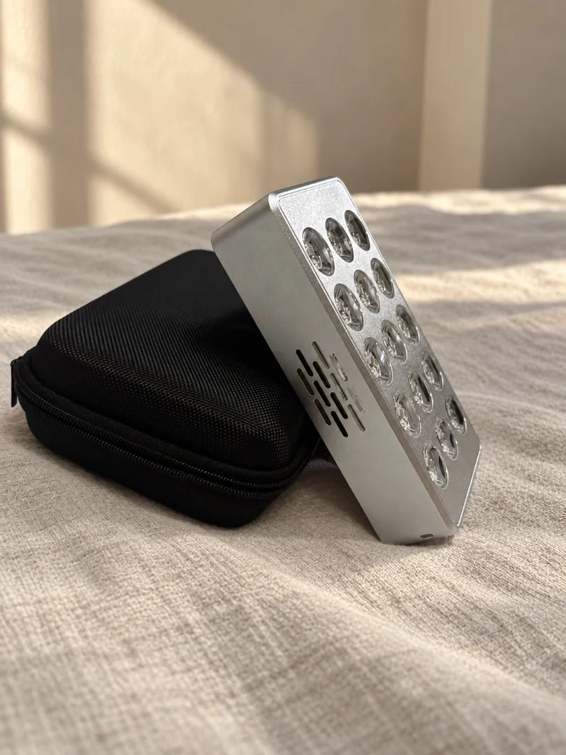 LED light therapy (терапия красным светом) - миниатюра 2