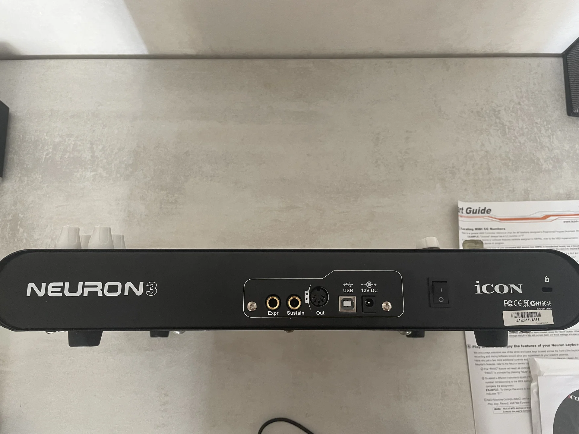 Midi клавиатура Icon Neuron 3 - миниатюра 3