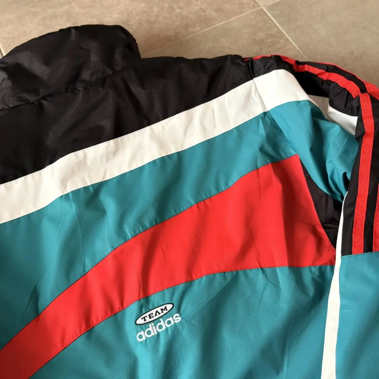 Новая двухсторонняя теплая куртка Adidas - миниатюра 5