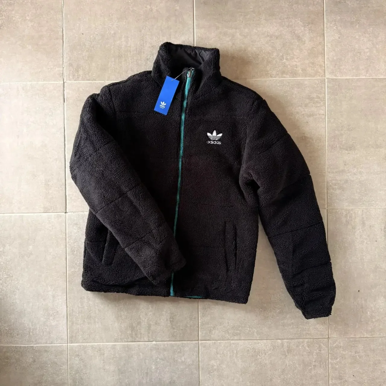 Новая двухсторонняя теплая куртка Adidas - миниатюра 8