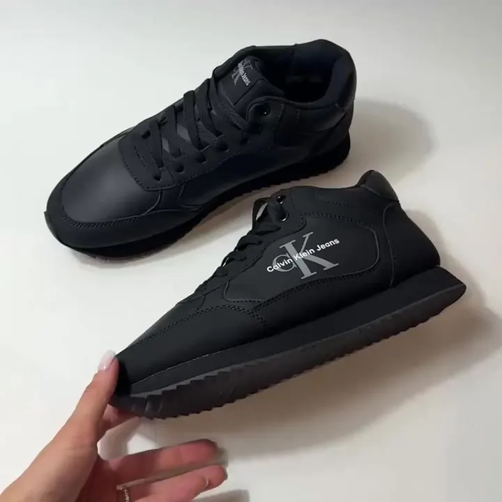 Зимние высокие кроссовки Calvin Klein LUX мех - видео 9