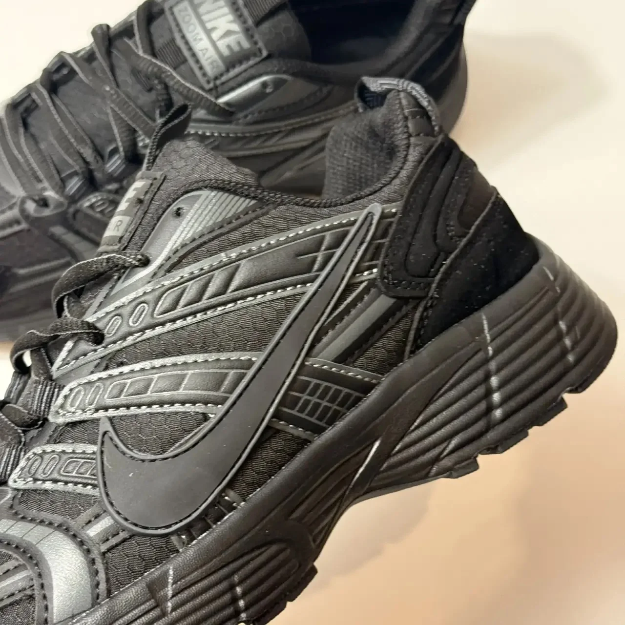 Кроссовки Nike Air Pegasus LUX термо новые - миниатюра 4