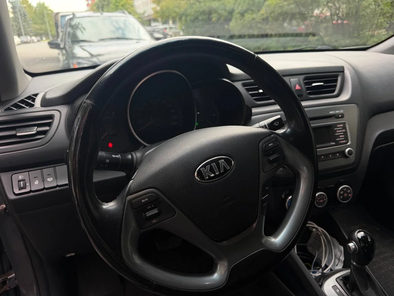 Продаю Kia Rio,2017 - миниатюра 4