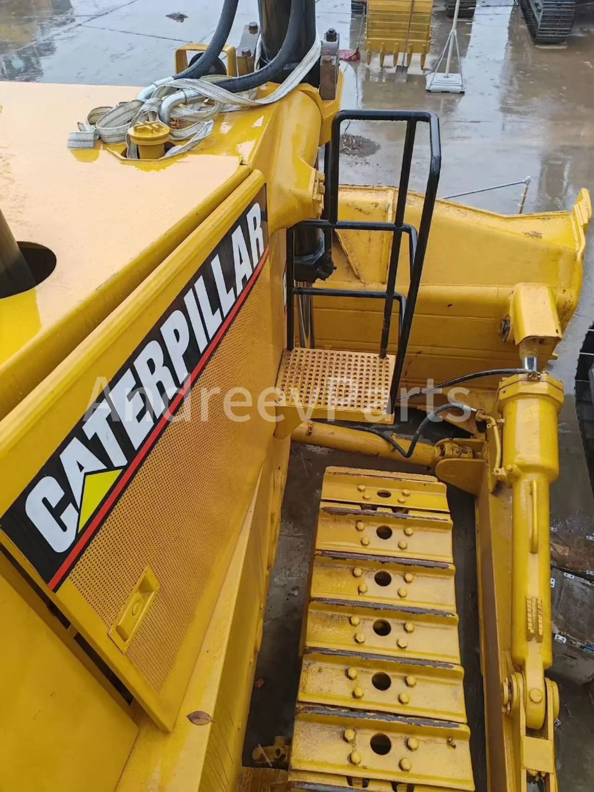 Бульдозер Caterpillar D10T - миниатюра 7