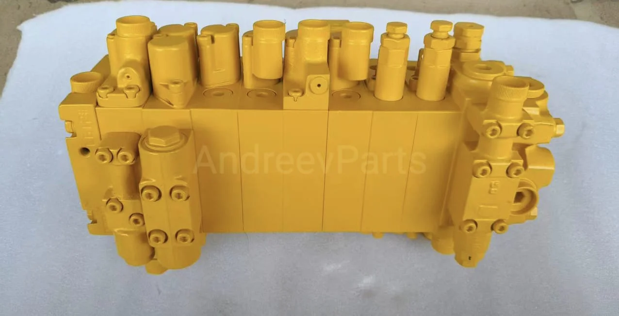 Распределитель Komatsu PC30UU-3 - изображение 1