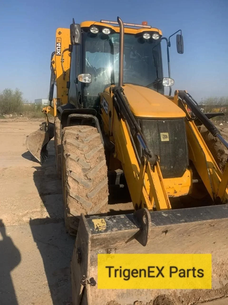 Экскаватор-погрузчик JCB 4CX Super ECO, 2020 г. — отличное состояние. - миниатюра 10