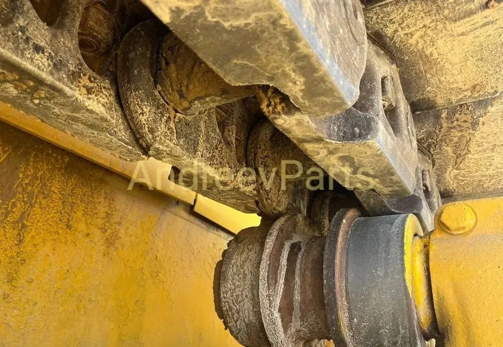 Бульдозер Komatsu D275A-5R - миниатюра 4