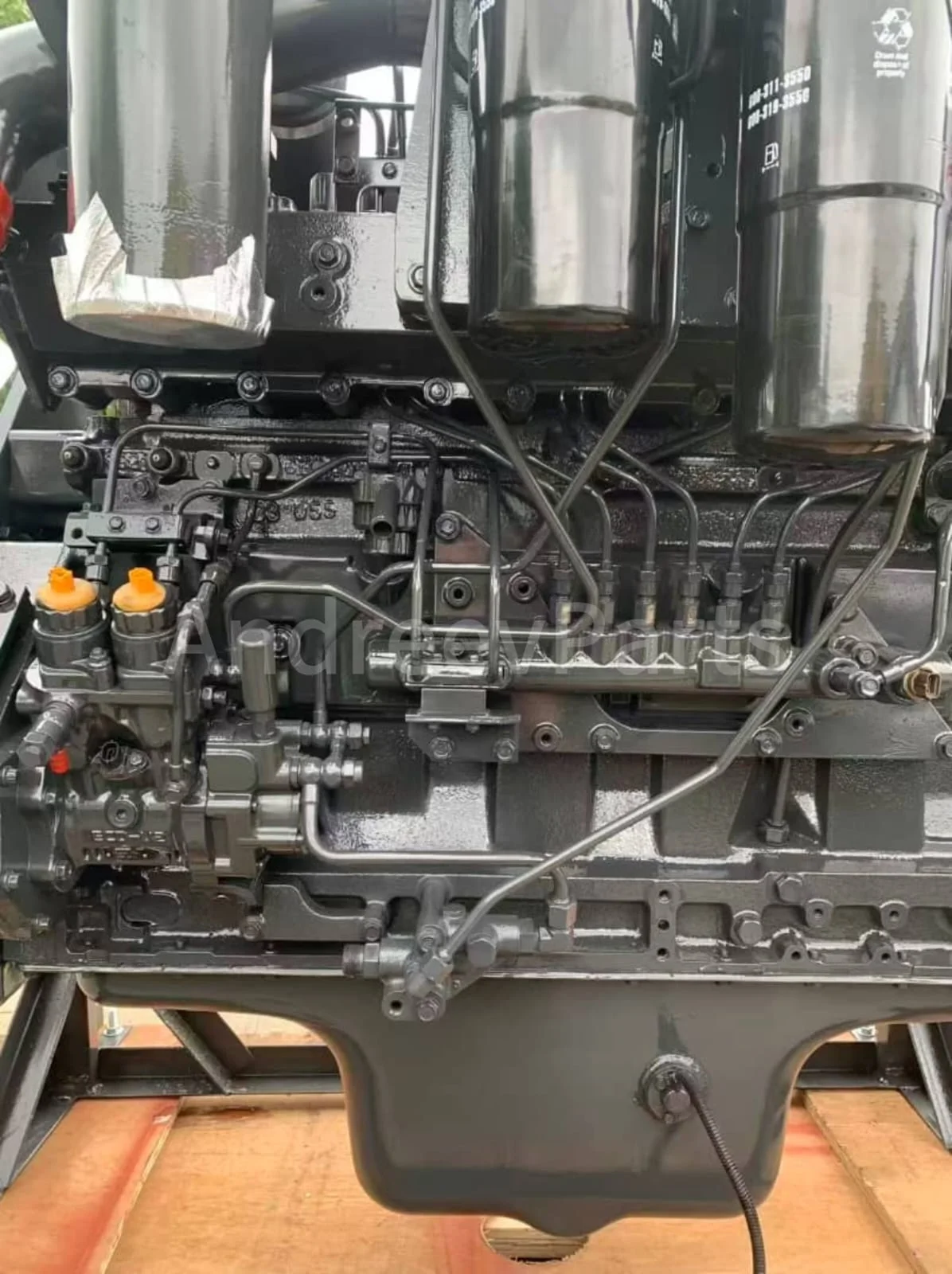 Двигатель Komatsu SAA6D125E-3 - миниатюра 2