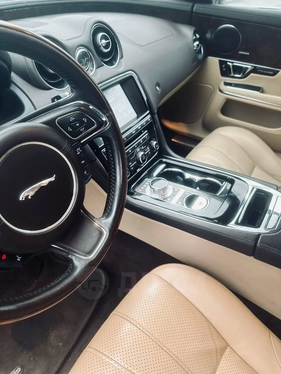 Продам Jaguar XJ, 2015 в отличном состоянии - миниатюра 5