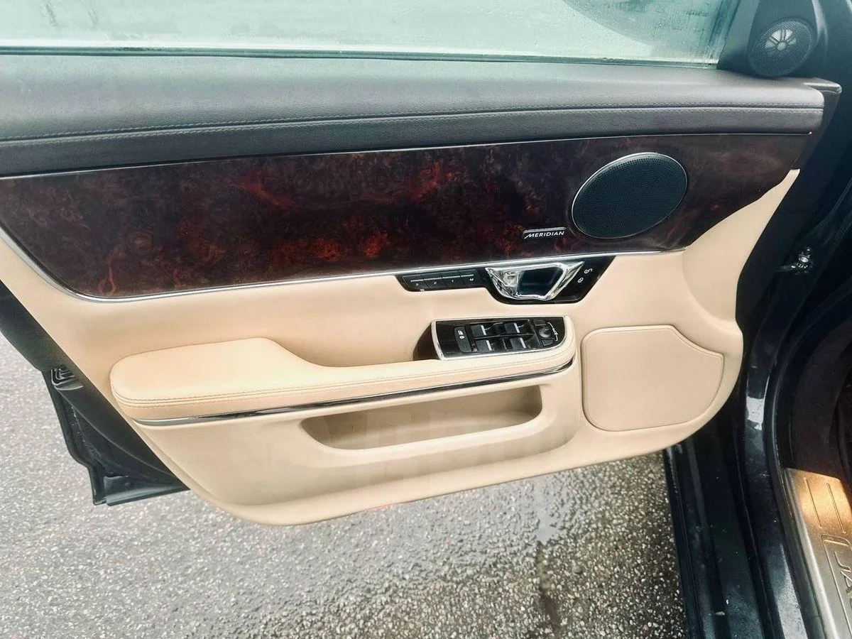Продам Jaguar XJ, 2015 в отличном состоянии - миниатюра 6