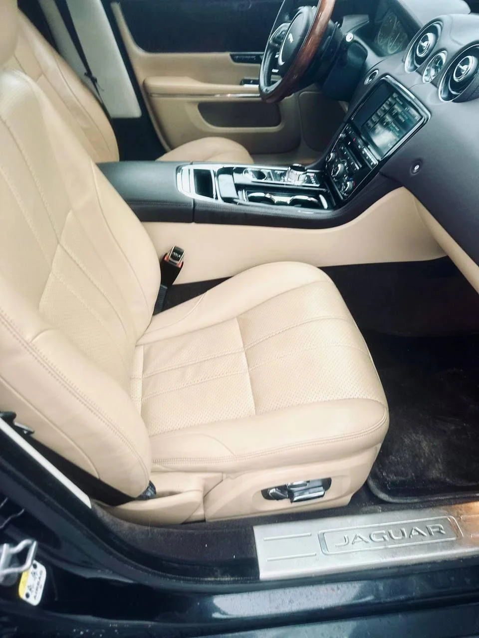 Продам Jaguar XJ, 2015 в отличном состоянии - миниатюра 7