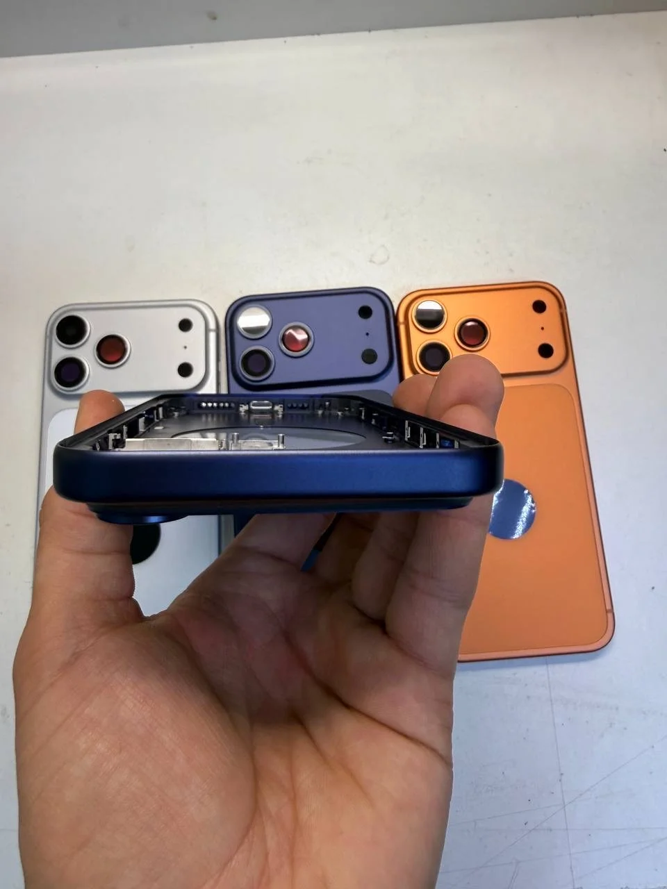 корпус для iPhone 14 pro в стиле 17 pro - миниатюра 4